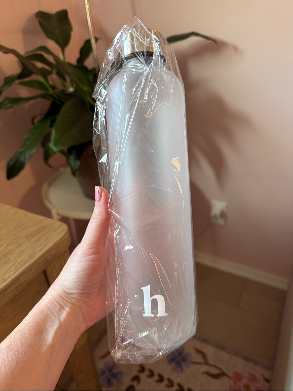 New unopened Hers water intake tracking water bottle
